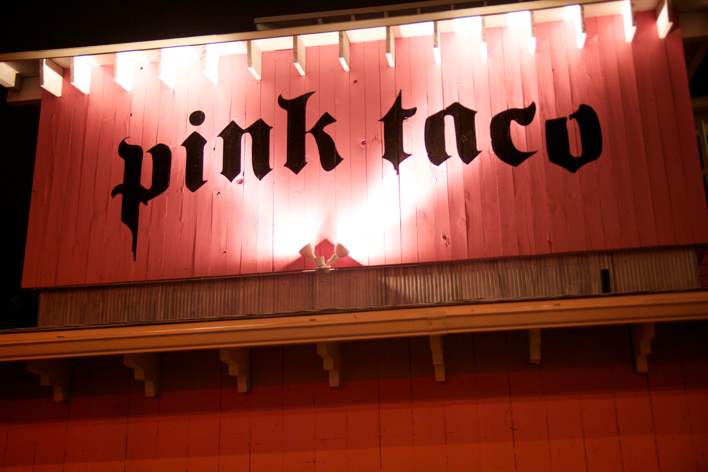 THE STRIP’S HOTTEST NEO-NOISEMAKERS GET A TASTE OF THE NEW PINK TACO